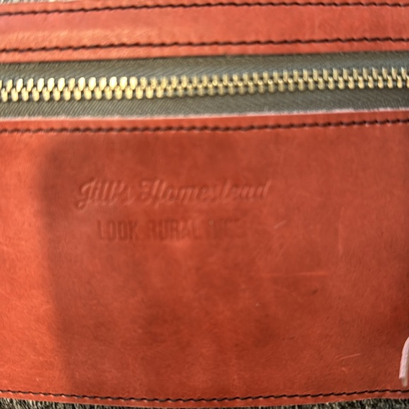 Jill’s Homestead Carly Cluth - Picture 3 of 4